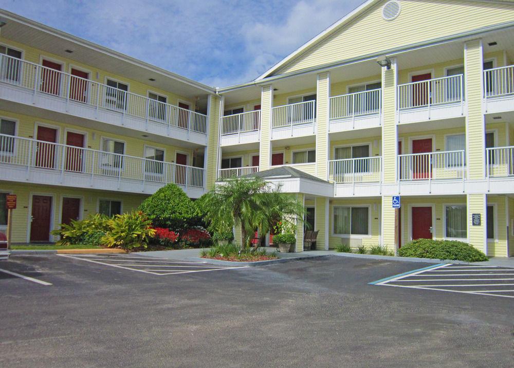 Hometowne Studios By Red Roof Orlando - Ucf Area Alafaya Exterior foto